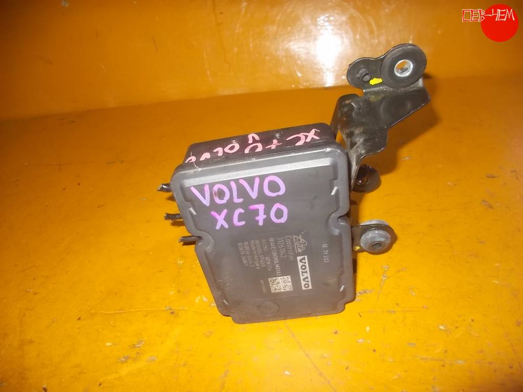 блок abs Volvo Xc70