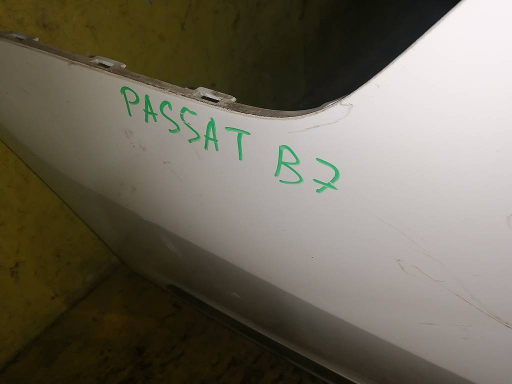 PASSAT B7 БАМПЕР ЗАДНИЙ, УНИВЕРСАЛ Volkswagen Passat