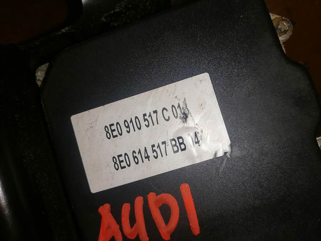AUDI A4 8EC БЛОК ABS 8E0 910 517 C 01 Audi A4