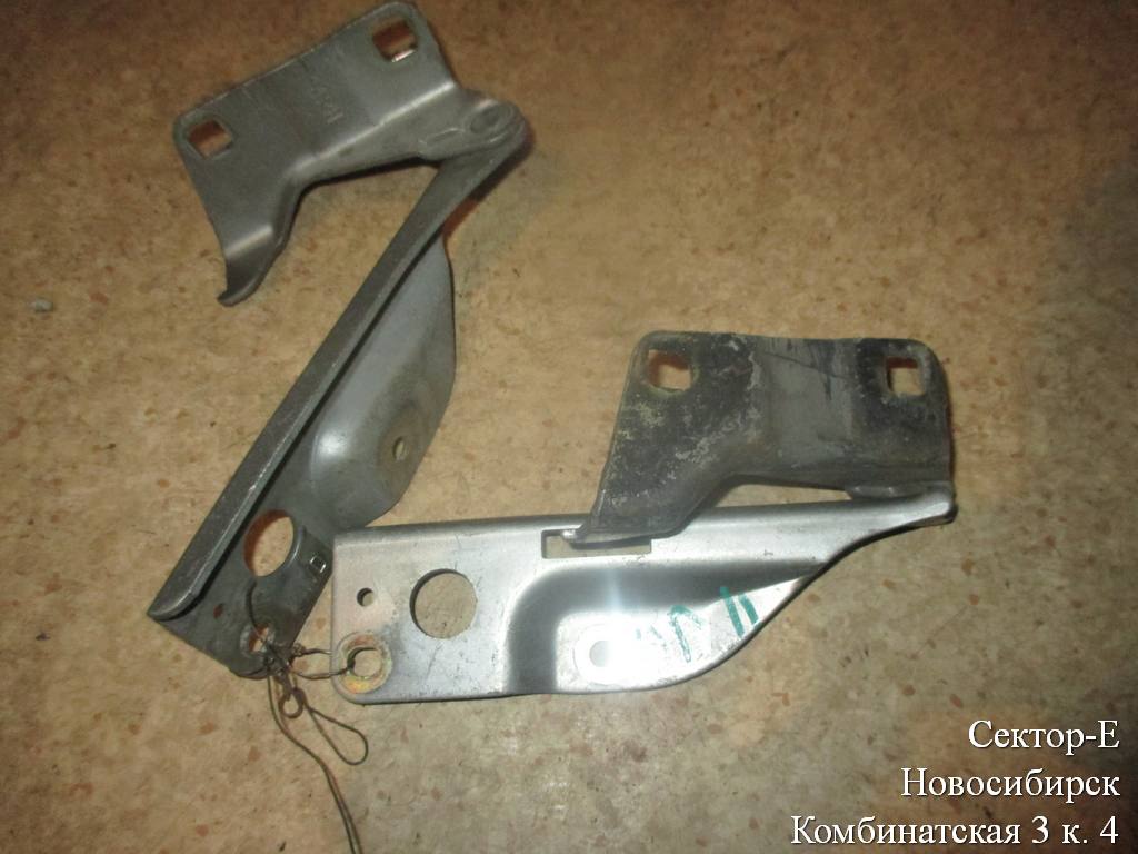 петля капота Nissan AD 0