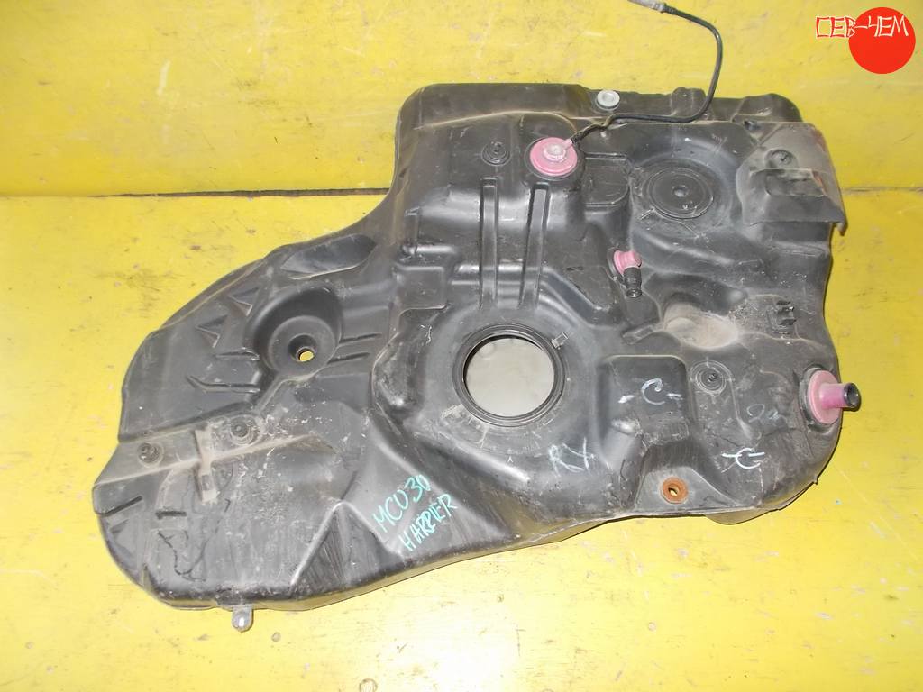 бензобак Toyota Harrier 0