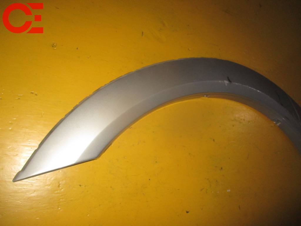 PAJERO V65W НАКЛАДКА НА КРЫЛО задняя правая Mitsubishi Pajero 1