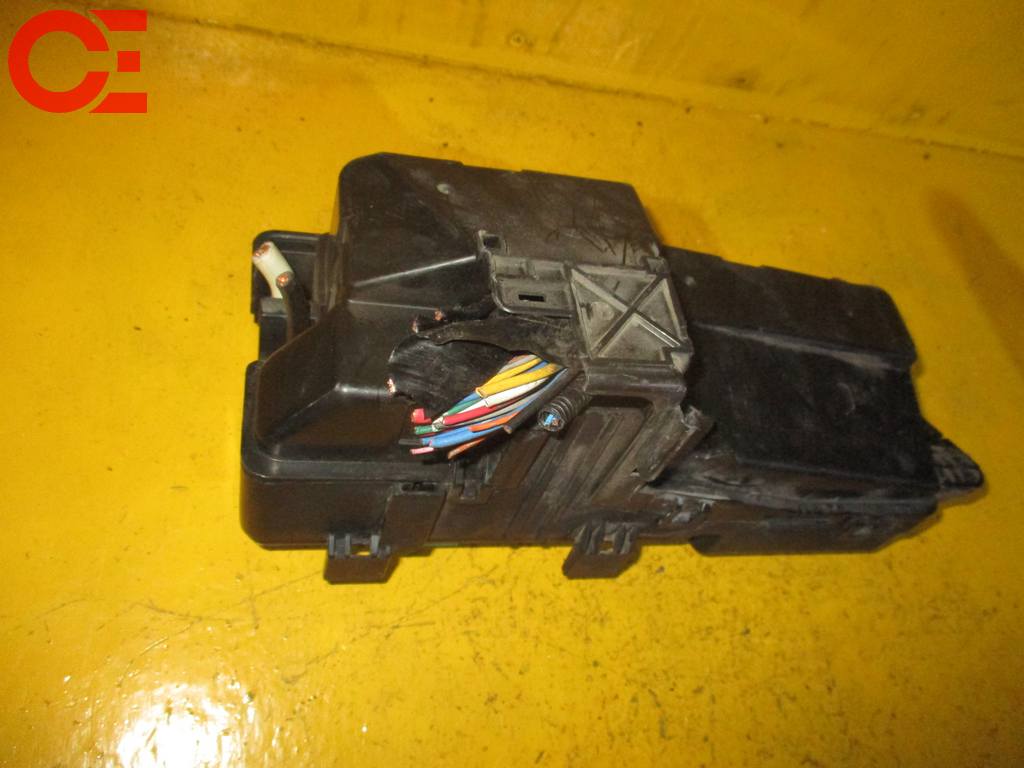 STEPWGN RG1 БЛОК ПРЕДОХРАНИТЕЛЕЙ Honda Stepwgn 1