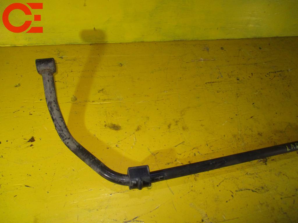 LARGO C22 СТАБИЛИЗАТОР ЗАД 2WD Nissan Largo 1