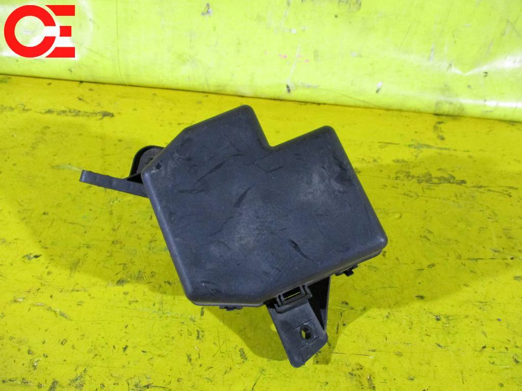 VITZ KSP90 БЛОК ПРЕДОХРАНИТЕЛЕЙ Toyota Vitz 1