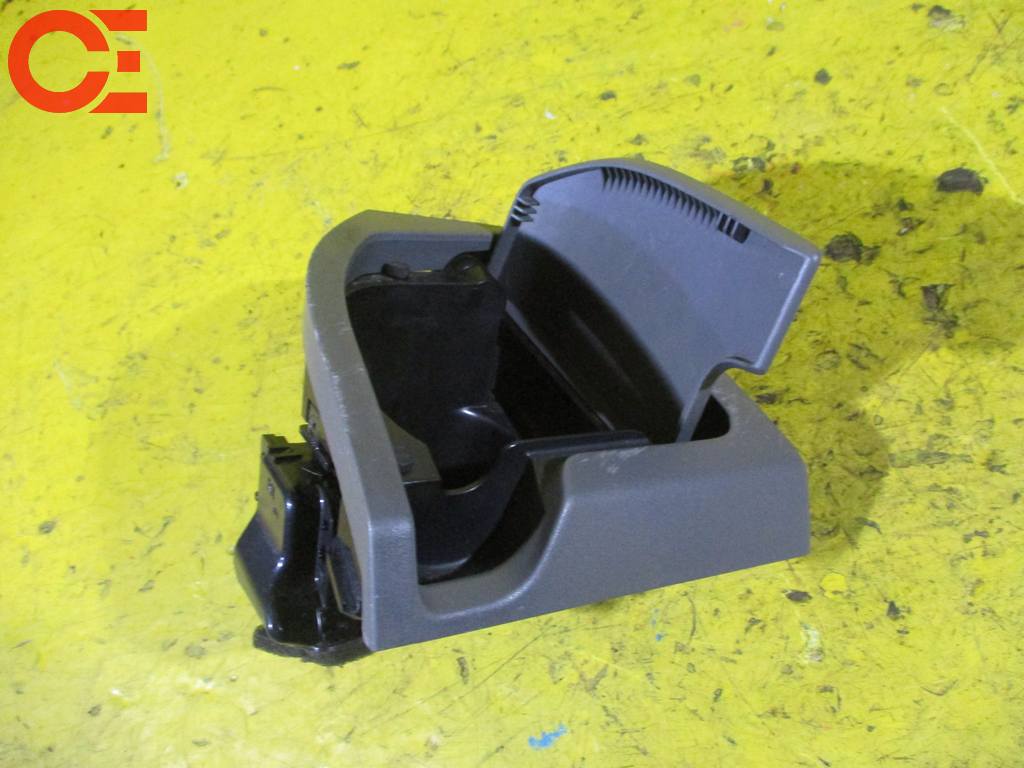 X-TRAIL NT31 НАКЛАДКА НА ТОРПЕДО правая Nissan X-Trail 1