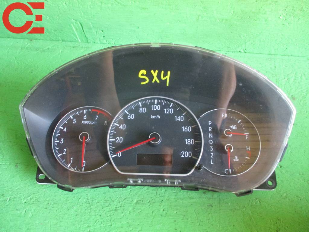 щиток приборов Suzuki SX4
