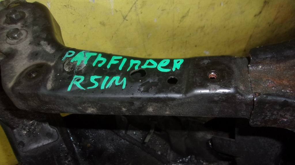 PATHFINDER R51 РАМКА РАДИАТОРА Nissan Pathfinder