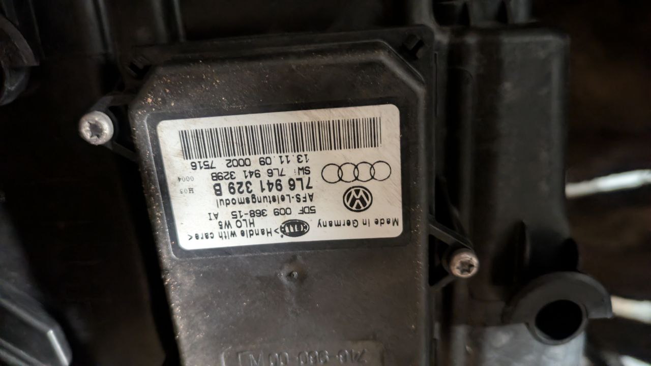 Осветительные приборы Volkswagen Golf 5