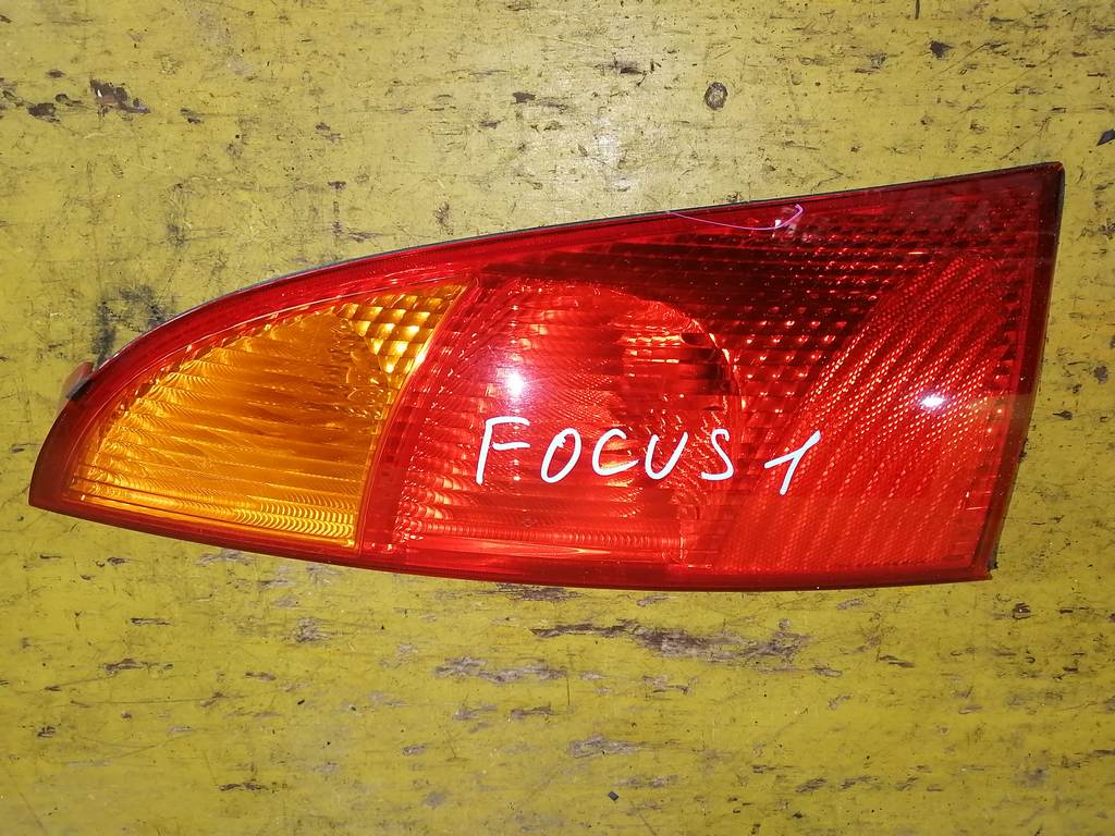 стоп-сигнал Ford Focus