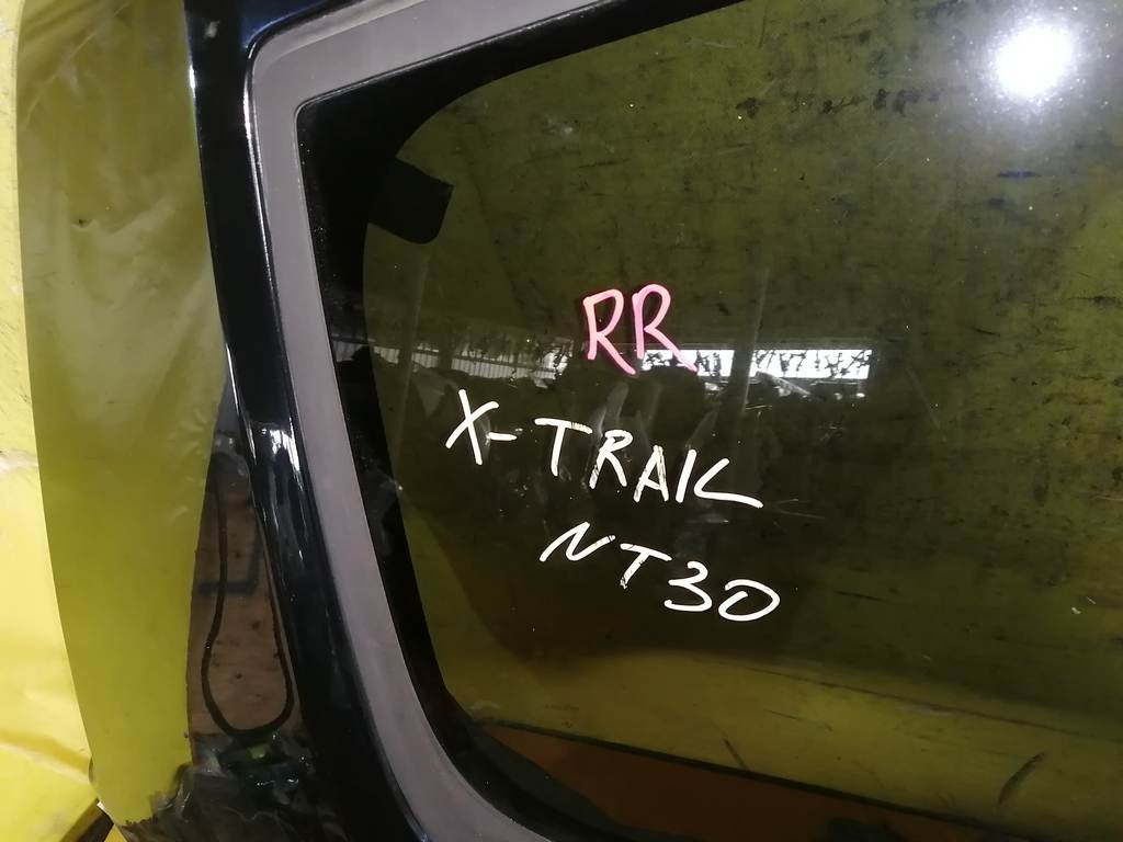 X-TRAIL NT30 КРЫЛО ЗАДНЕЕ ПРАВОЕ Nissan X-Trail