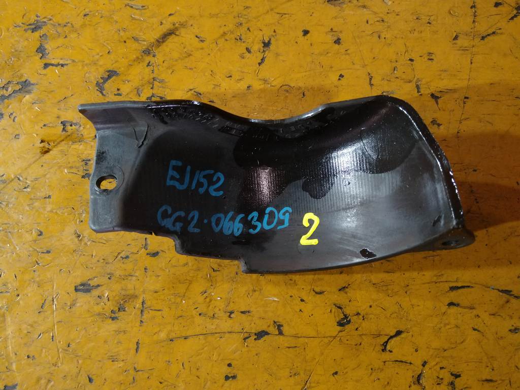 EJ152 ДЕКОР.КРЫШКА ДВС 2 Subaru Impreza