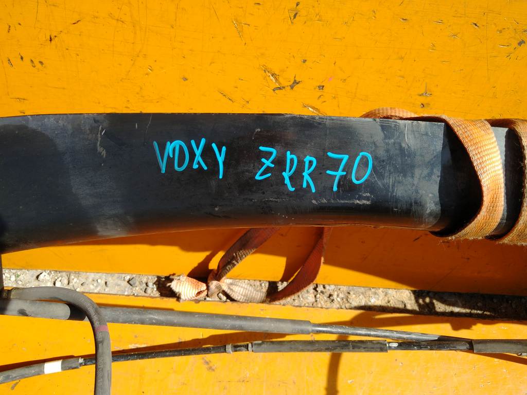 VOXY ZRR70 БАЛКА ЗАДНЯЯ В СБОРЕ Toyota Voxy