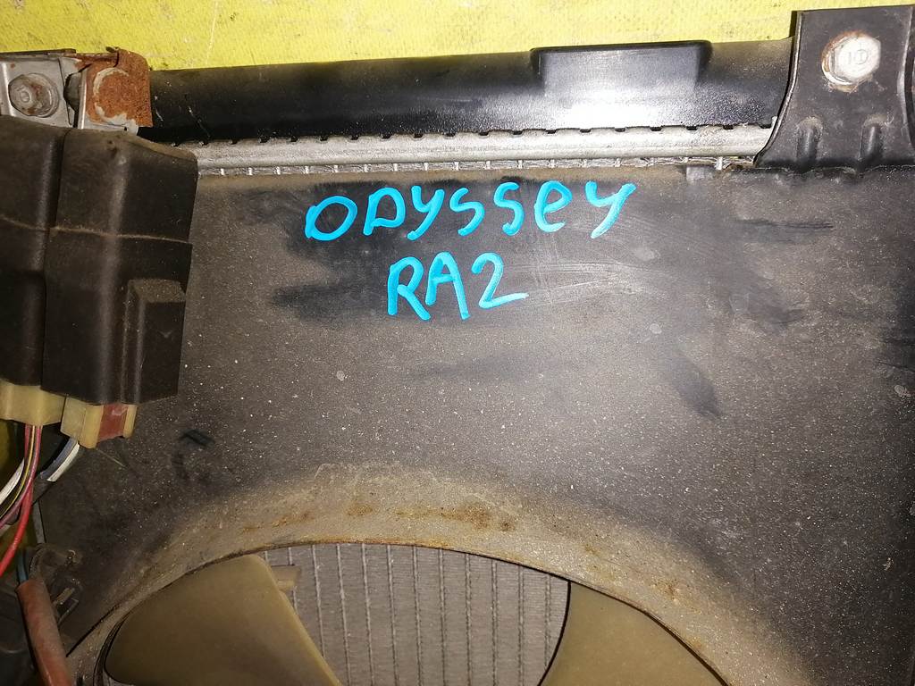 ODYSSEY RA2 РАДИАТОР ОСНОВНОЙ Honda Odyssey