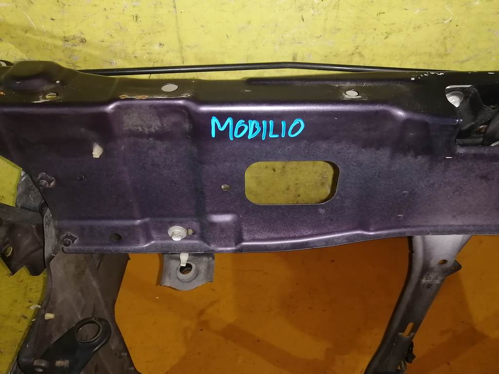 MOBILIO GB1 РАМКА РАДИАТОРА Honda Mobilio