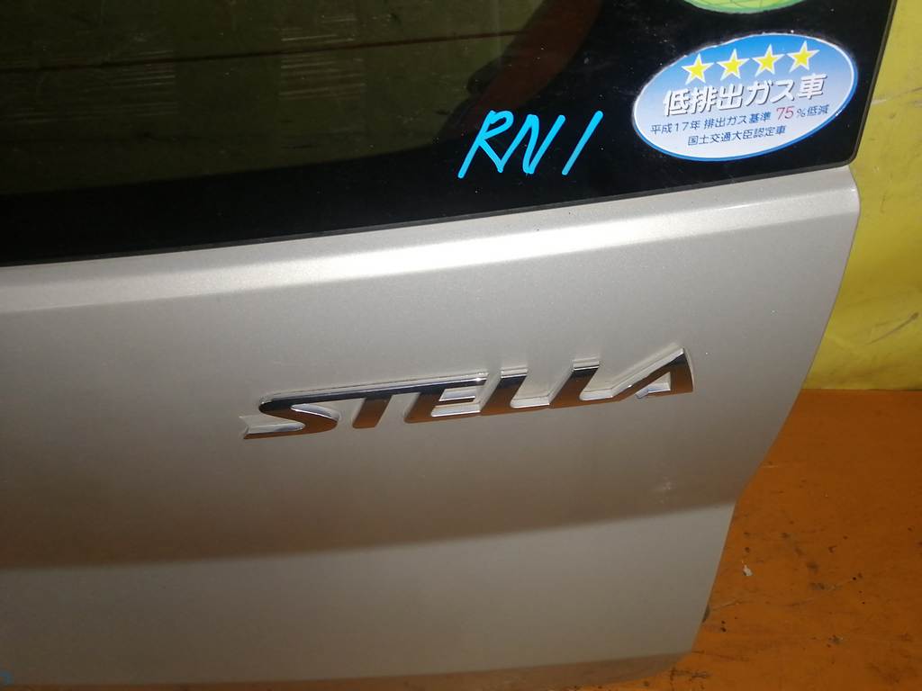 STELLA RN1 ДВЕРЬ 5-Я Subaru Stella