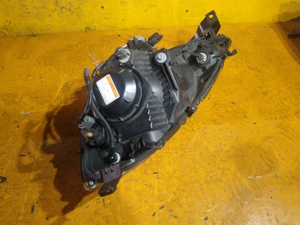 FIT GE6 ФАРА ПРАВАЯ P6869 XENON Honda Fit