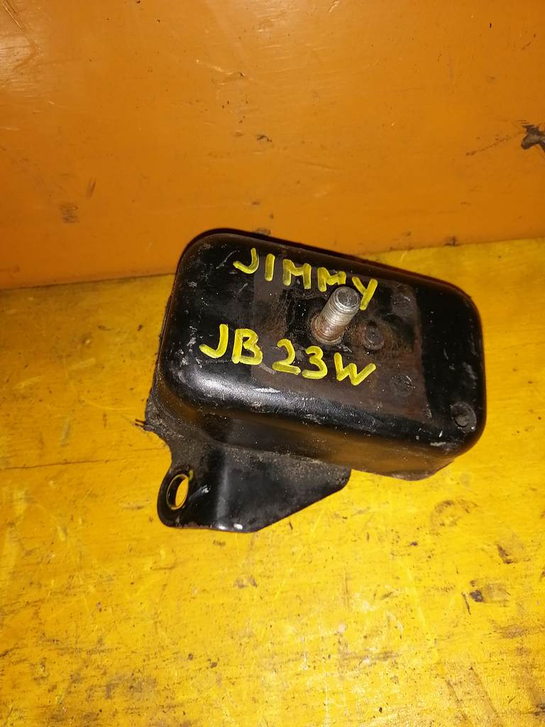 подушка двигателя Suzuki Jimny