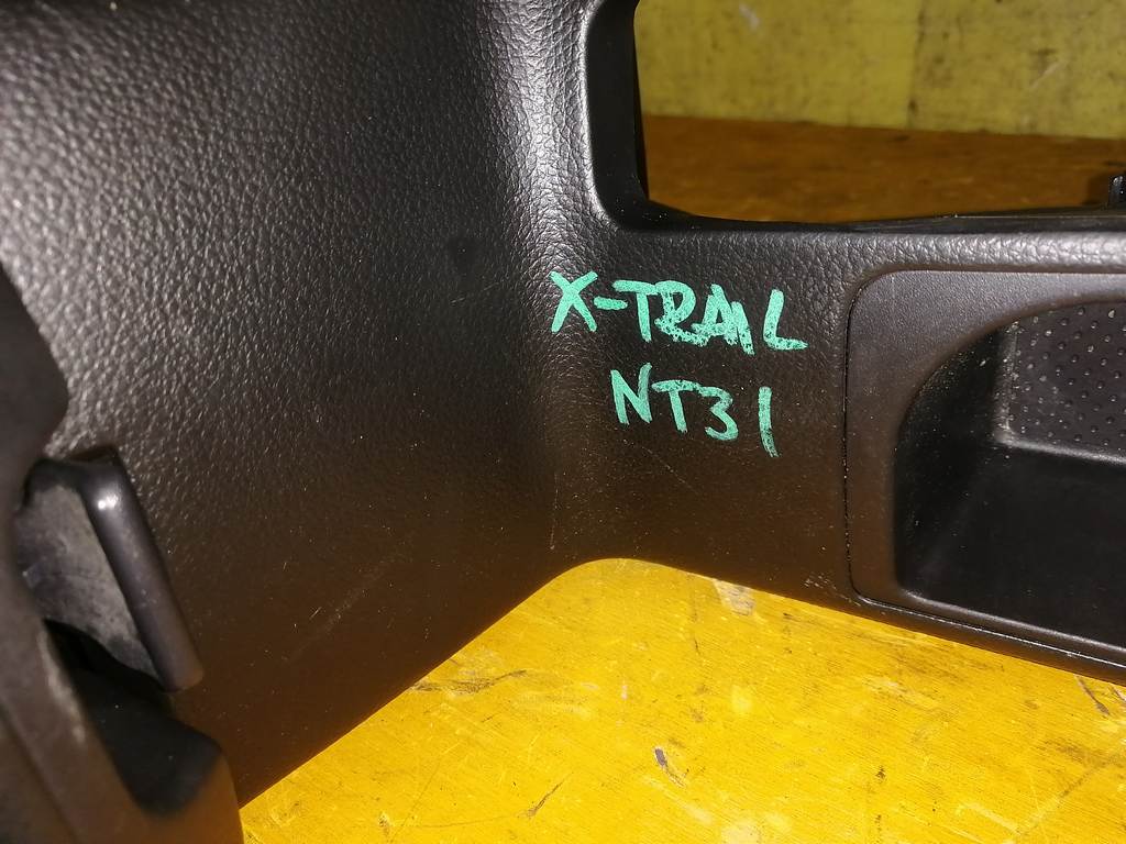 X-TRAIL NT31 КОНСОЛЬ МЕЖДУ СИДЕНИЙ Nissan X-Trail