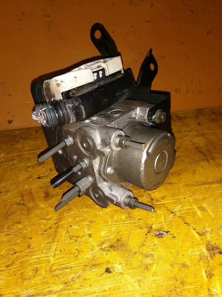 VITZ SCP90 БЛОК ABS 44510-52420 Toyota Vitz