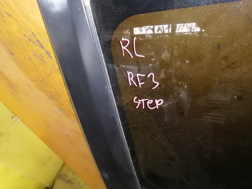 STEPWGN RF3 ДВЕРЬ ЗАДНЯЯ ЛЕВАЯ Honda Stepwgn