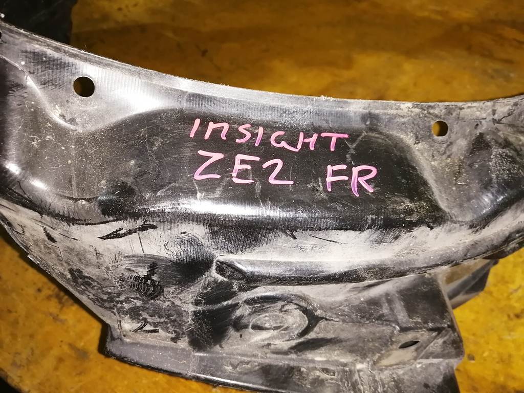 INSIGHT ZE2 ПОДКРЫЛОК ПЕРЕДНИЙ ПРАВЫЙ ДЕФЕКТ Honda Insight