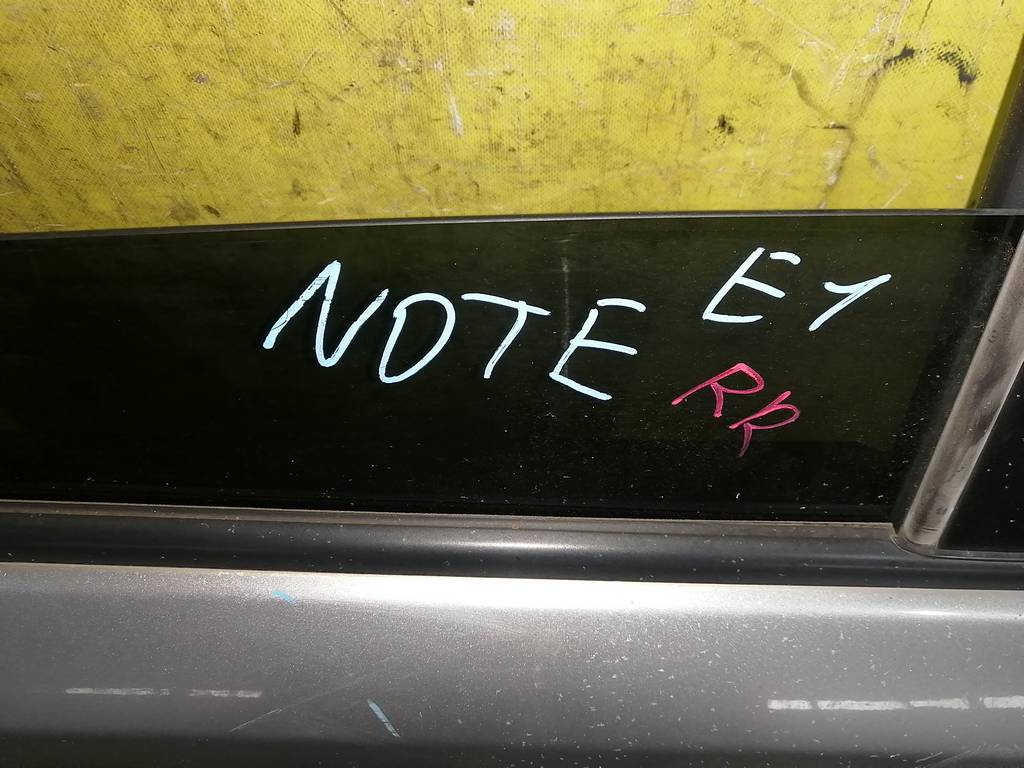 NOTE E11 ДВЕРЬ ЗАДНЯЯ ПРАВАЯ Nissan Note