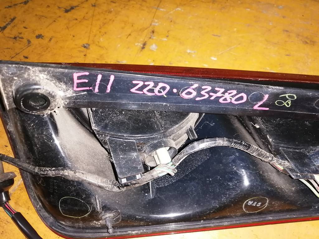 NOTE E11 СТОП ЛЕВЫЙ 220-63780 Nissan Note