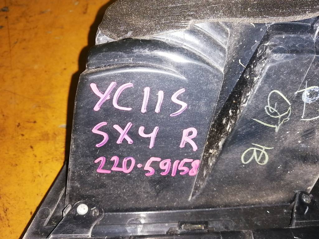 SX4 YC11S СТОП ПРАВЫЙ (седан) 220-59158 Suzuki SX4