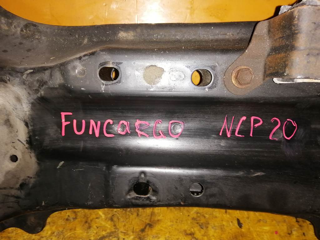 FUNCARGO NCP20 БАЛКА ПОПЕРЕЧНАЯ Toyota Funcargo