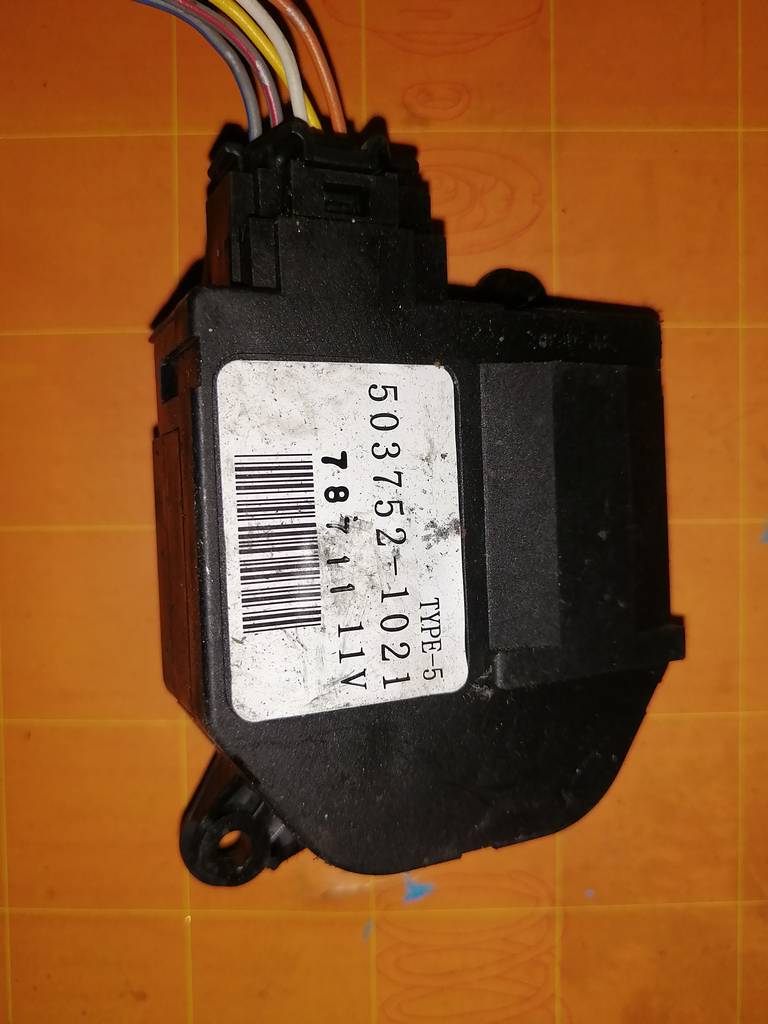 SX4 YA11S СЕРВОПРИВОД ЗАСЛОНОК ПЕЧКИ 503732-1021 Suzuki SX4