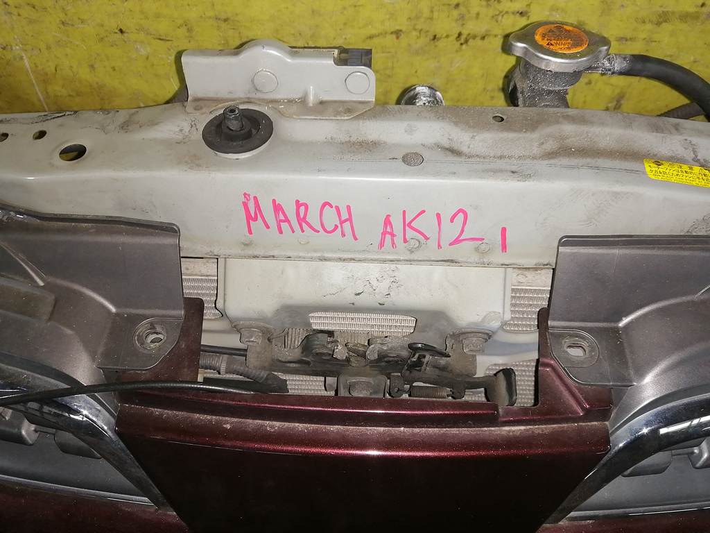 MARCH AK12 НОУСКАТ 1, без фар Nissan March