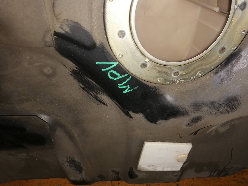 MPV LW3W БАК ТОПЛИВНЫЙ Mazda MPV
