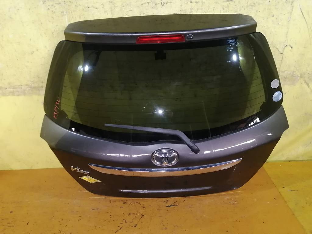 дверь 5-я Toyota Vitz