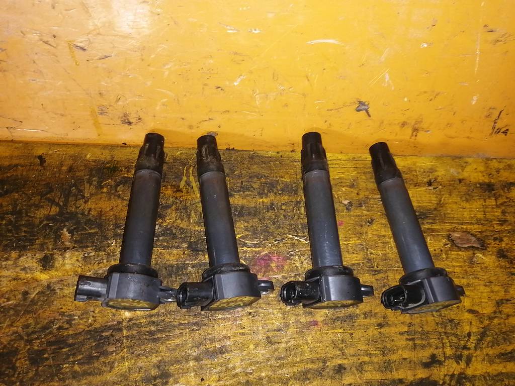 4B10 КАТУШКА ЗАЖИГАНИЯ FK0320 Mitsubishi Galant Fortis