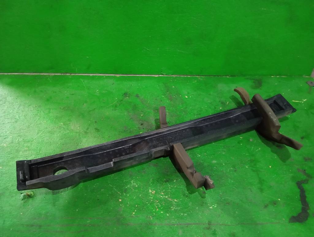 PASSO KGC35 НАПОЛНИТЕЛЬ БАМПЕРА 52422-B1040 Toyota Passo