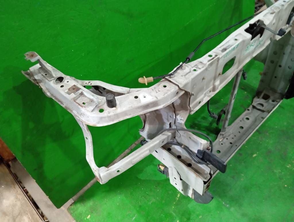 Кузов Honda Mobilio Spike