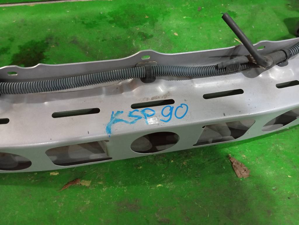 VITZ KSP90 УСИЛЕНИЕ БАМПЕРА ПЕРЕД Toyota Vitz