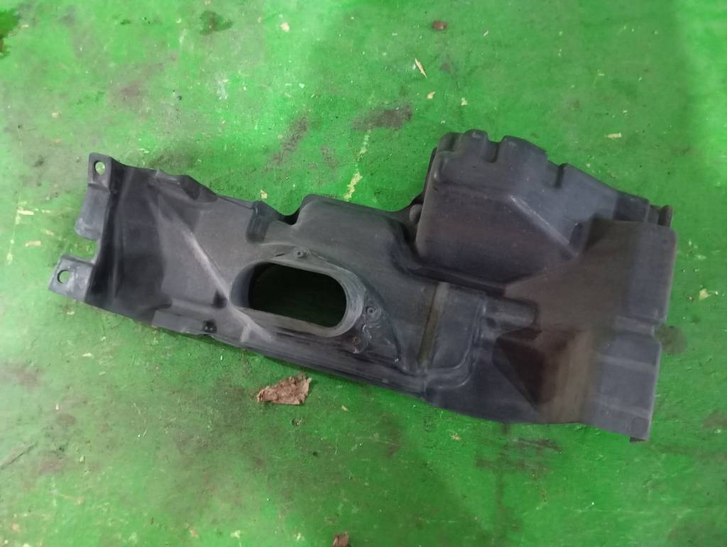 MARCH AK12 ЗАЩИТА РАДИАТОРА Nissan March