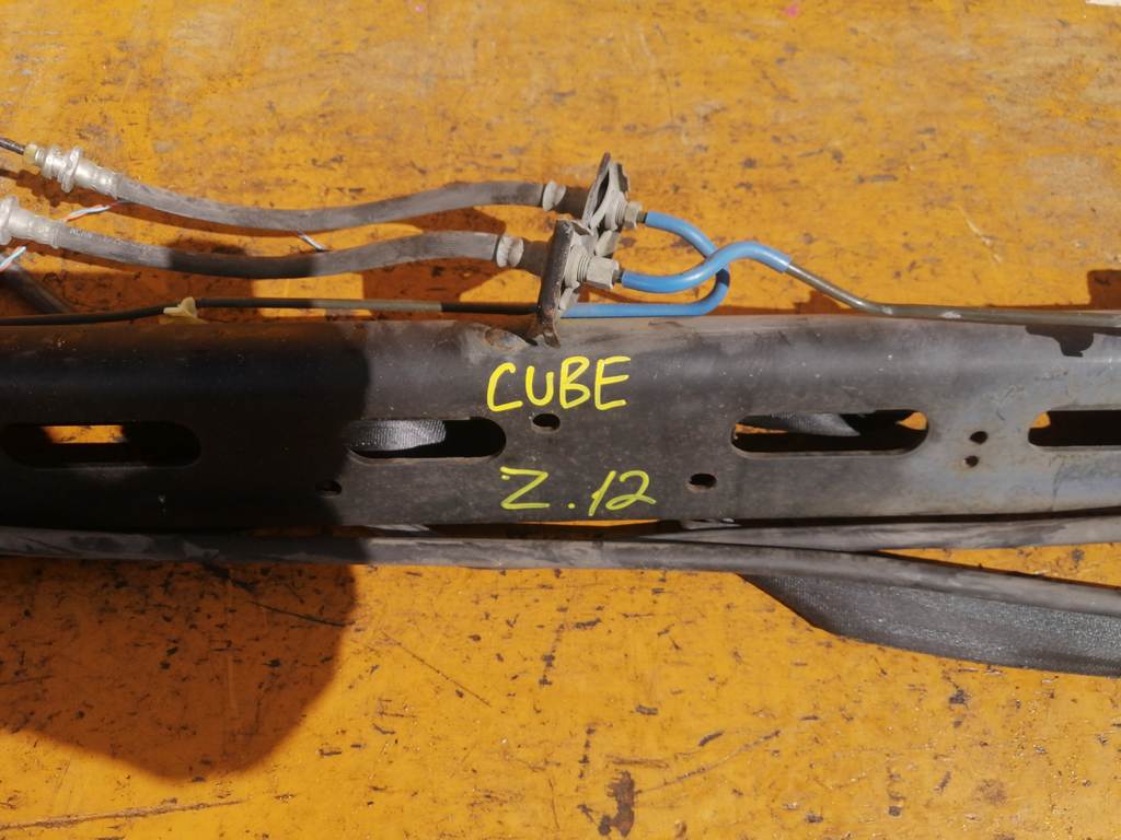 CUBE Z12 БАЛКА ЗАДНЯЯ В СБОРЕ Nissan Cube