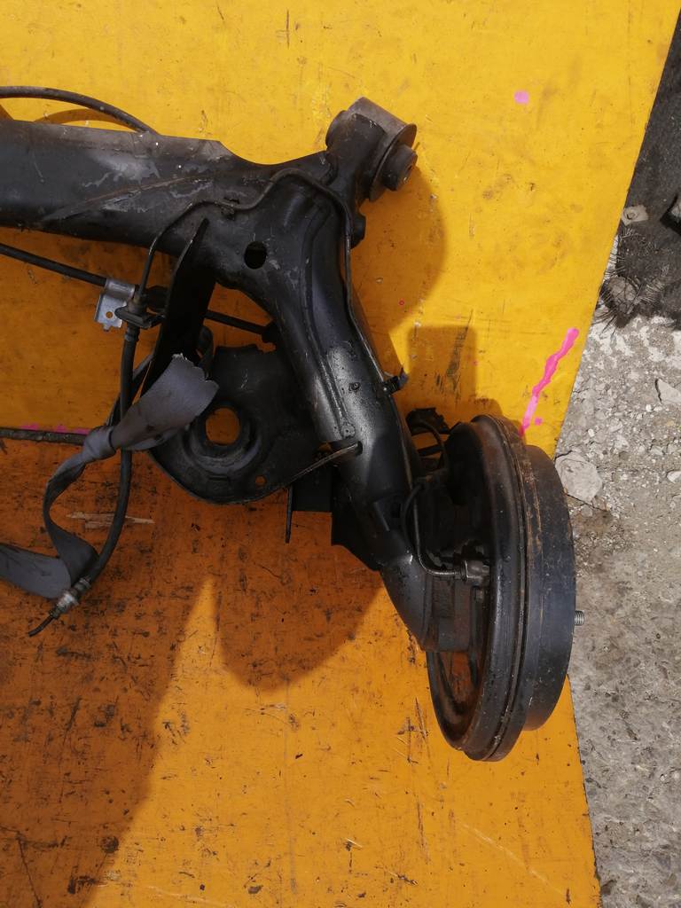 Подвеска Honda Mobilio Spike
