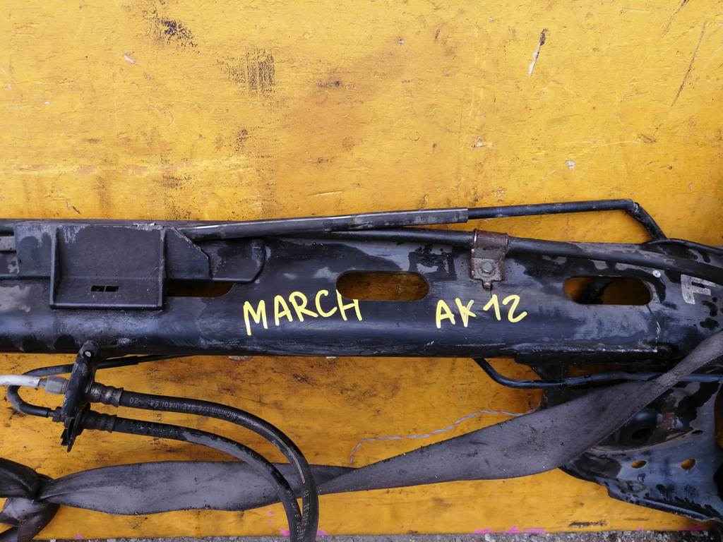 MARCH AK12 БАДКА ЗАДНЯЯ В СБОРЕ Nissan March