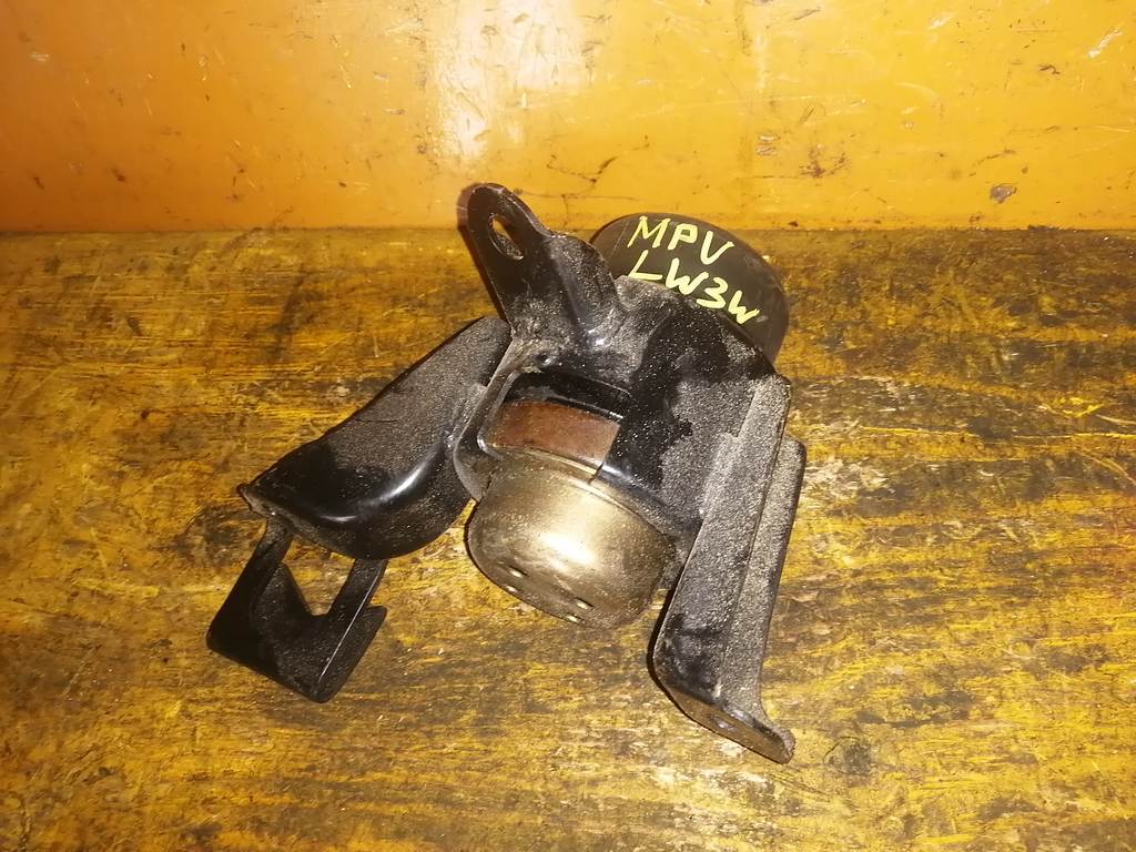 подушка двигателя Mazda MPV