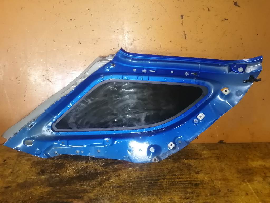 IMPREZA GG3 СТЕКЛО СОБАЧНИКА ЗАДНЕЕ ПРАВОЕ Subaru Impreza