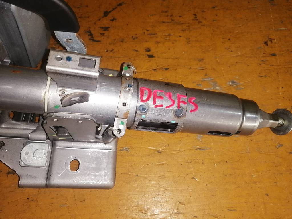 DEMIO DE3FS РУЛЕВАЯ КОЛОНКА Mazda Demio