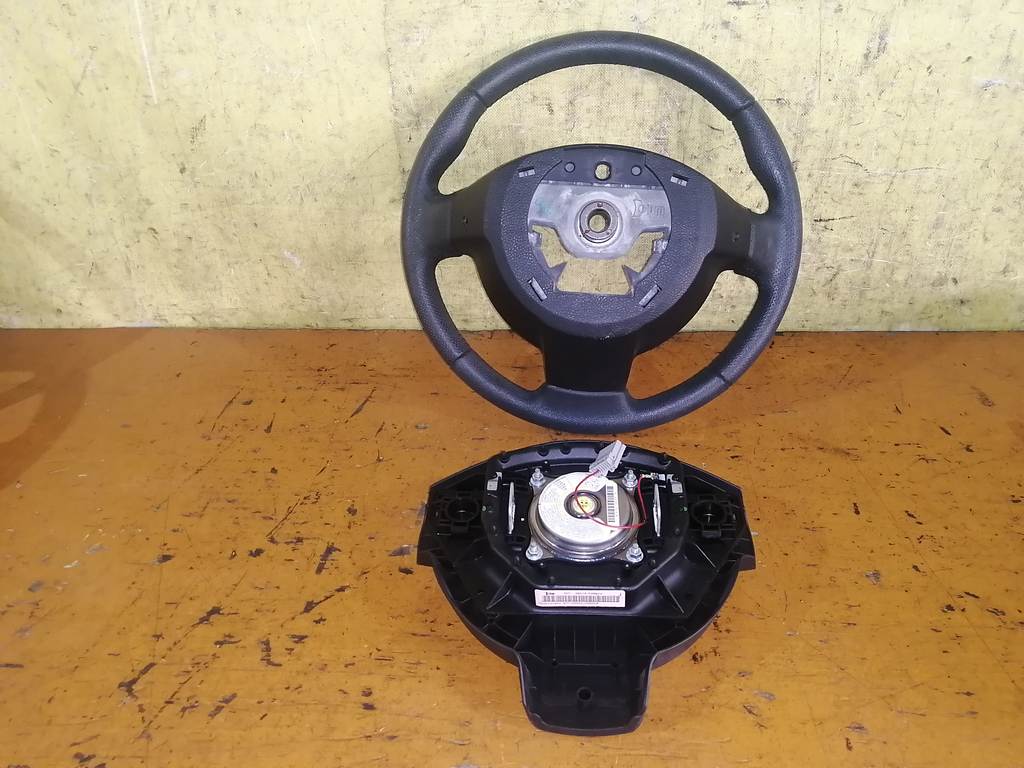 Салон Nissan Dualis