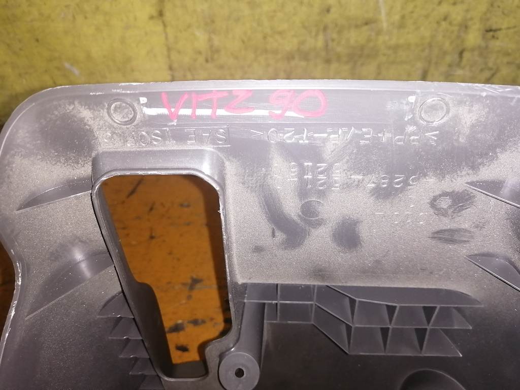 VITZ KSP90 КОЖУХ РУЛЕВОЙ КОЛОНКИ ДЕФЕКТ Toyota Vitz