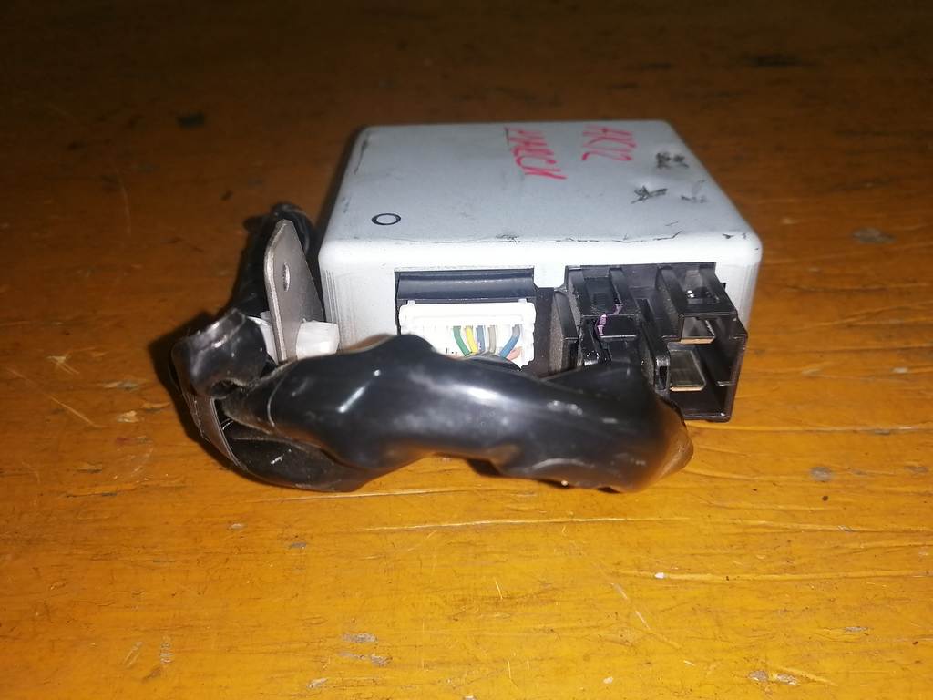 28500-CT00A БЛОК УПР.РУЛЕВОЙ РЕЙКОЙ Nissan March
