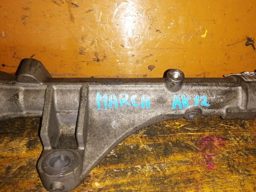 MARCH AK12 РУЛЕВАЯ РЕЙКА вал 19 Nissan March