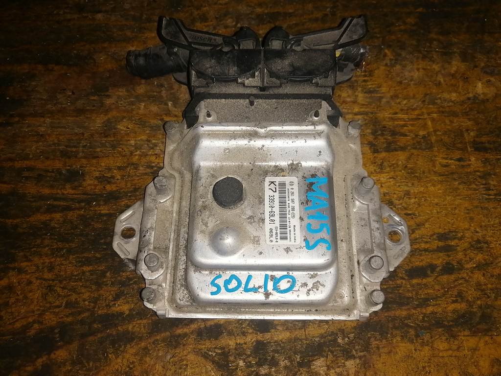блок управления двс Suzuki Solio